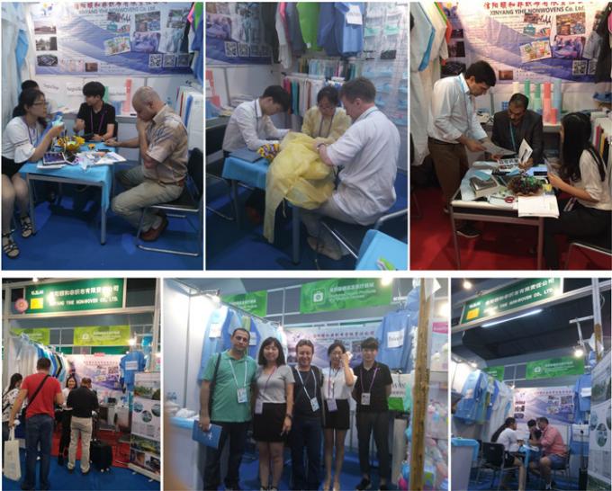 Cuculose Spunlace Non Woven Bedah Gaun Bahan Baku 55% Pulp Kayu 45% Polyester 1